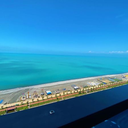 Orbi City Batumi Sea View Aparthotel Eksteriør billede